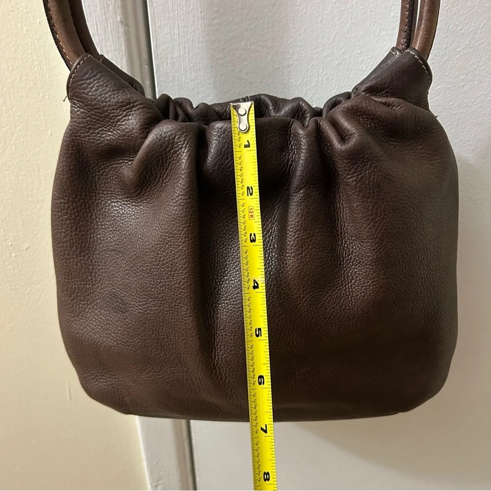 Fossil vintage pebbled